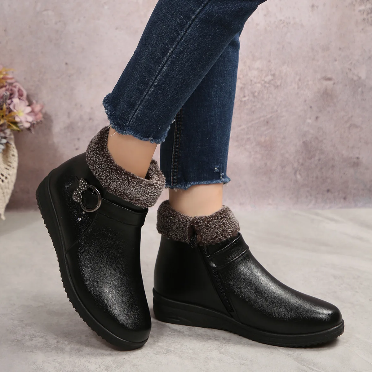 2025 موضة جديدة سميكة صوف مبطن أحذية الثلوج الجانب سستة أحذية قطنية أمي أحذية دافئة المطاط وحيد جولة تو لون نقي #3