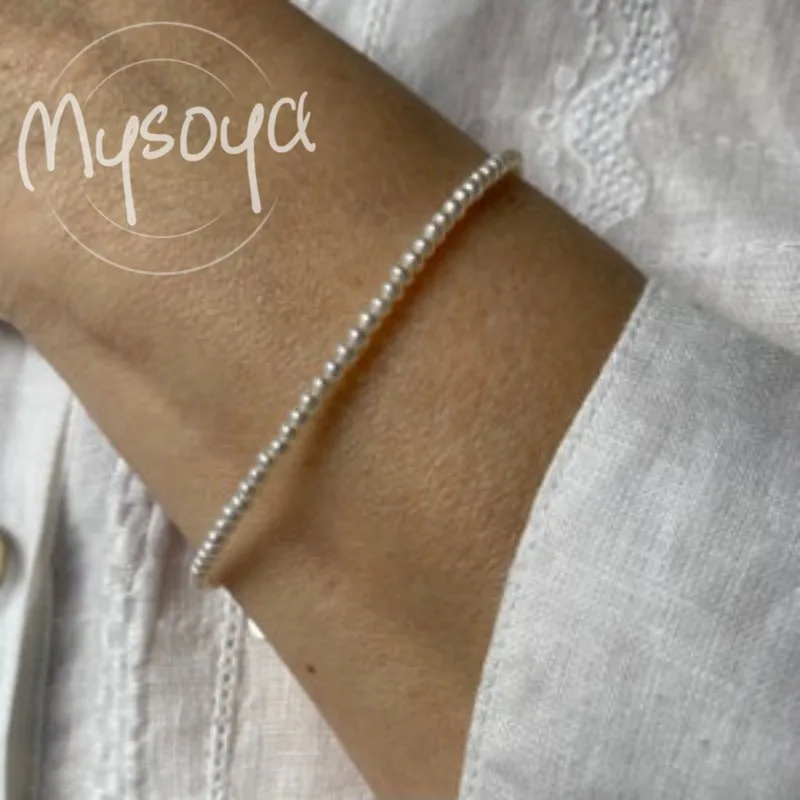 MYSOYA سوار لؤلؤ المياه العذبة البيضاء 2-3 مللي متر مع صندوق هدايا لها/له مثالي لأعياد الميلاد/الزفاف/عيد الميلاد/هدايا السنة الجديدة