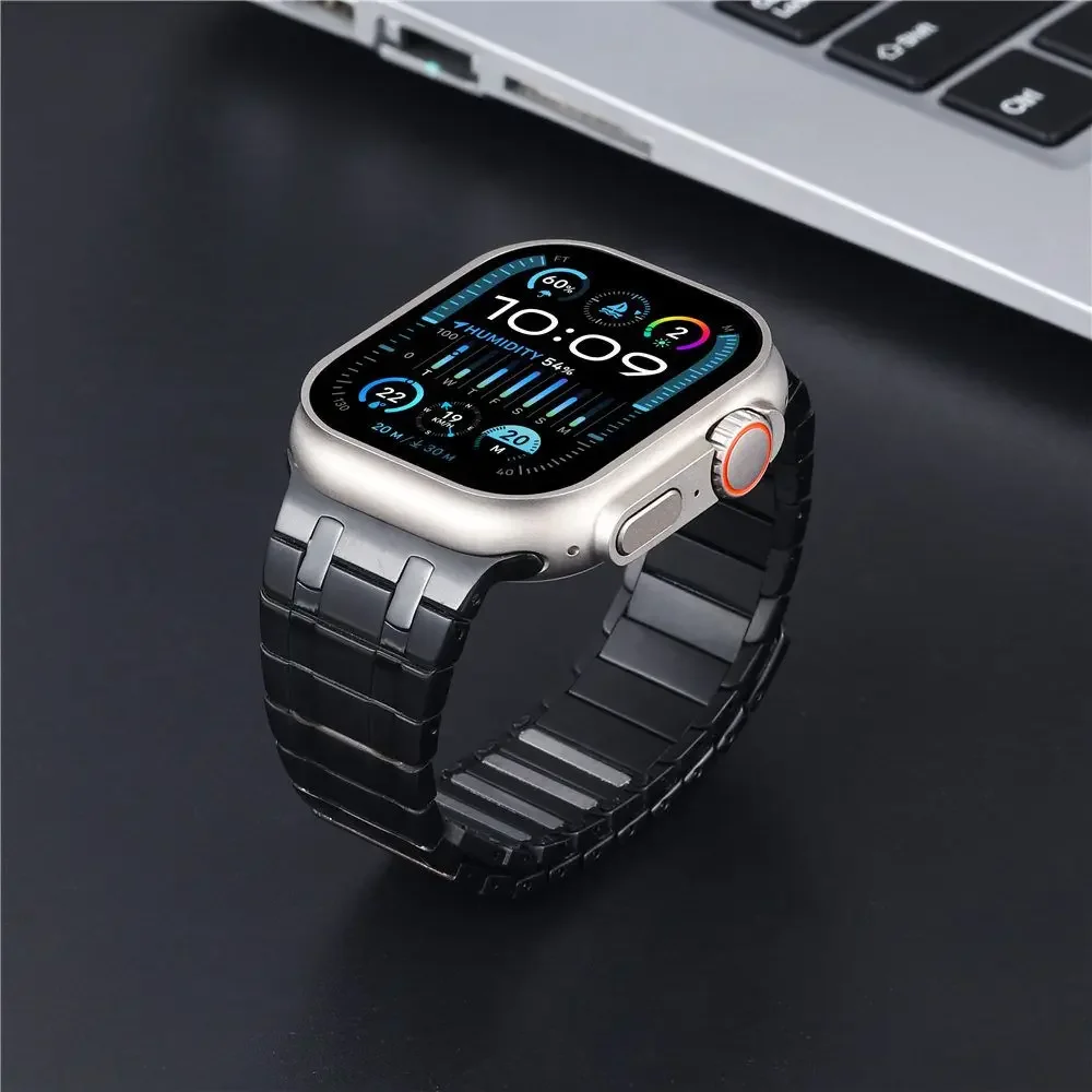 

Premium 304 Stainless Steel Magnetic Wrist Strap For Apple Watch Band 44mm 45mm Metal Link Bracelet Series Ultra 9 8 7 6 5 4