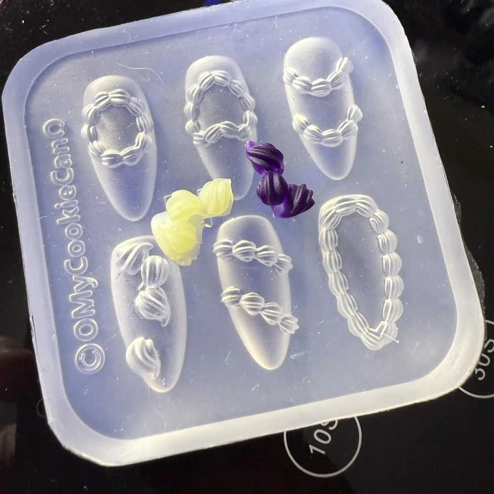 1 st 3D Franse Crème Nail Art Siliconen Mal Reliëf Crème Keten Ontwerp Carving Sjablonen Manicure Hars Craft Maken Tool Mold