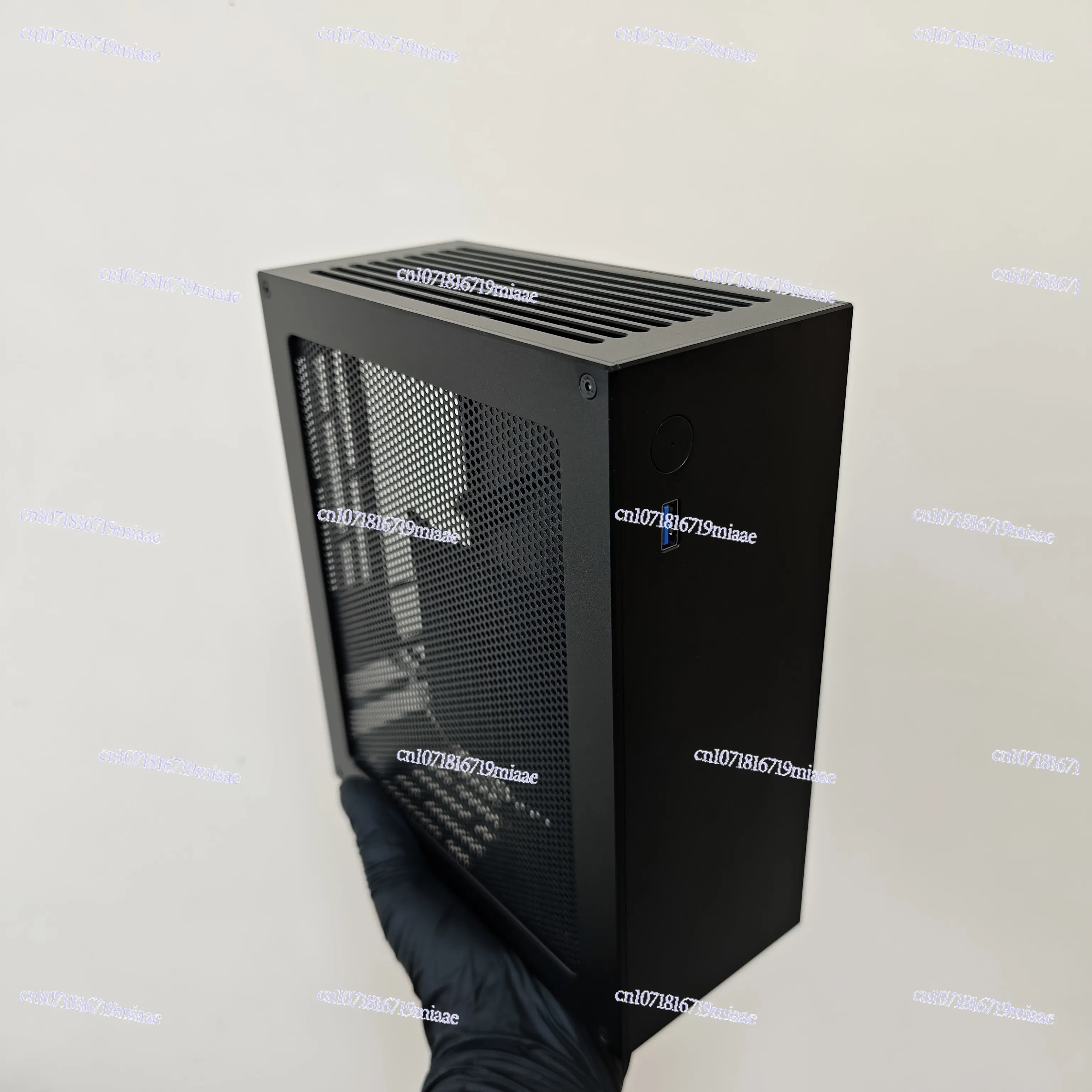 V40 Mini-ITX PC Case: Aluminum Alloy, Supports Half-Height GPU & Built-in PSU, Compact Desktop Chassis