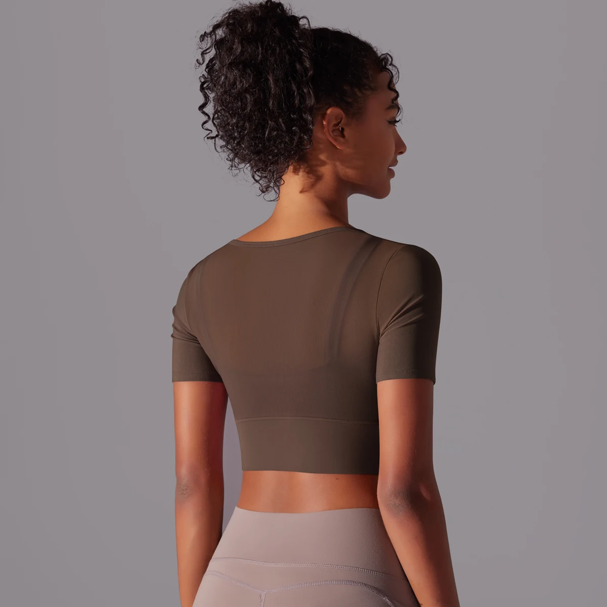 Frauen Mesh Yoga Shirt Sexy Kurzarm T-Shirt Sport Top Bluse Cover Up Quick Dry Gym Kleidung Laufen Fitness Tank Sportwear – Detail 5