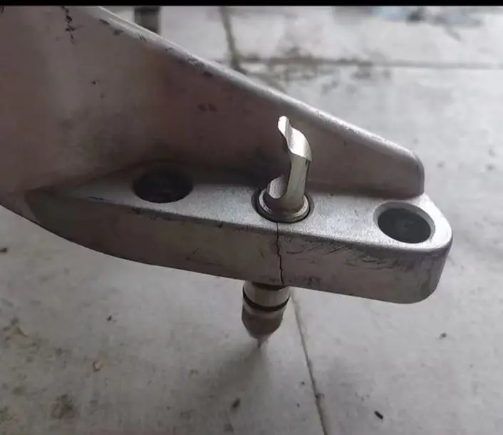 Suitable for 4PCS V3D Wheel Alignment Rim Clamp Kit Reversible Clamp Diameter 14.35MM