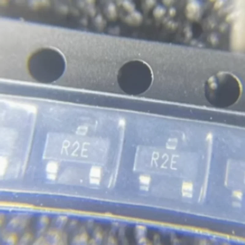 

10 шт./AD1580BRTZ R2E SOT23-3 новый оригинальный подлинный