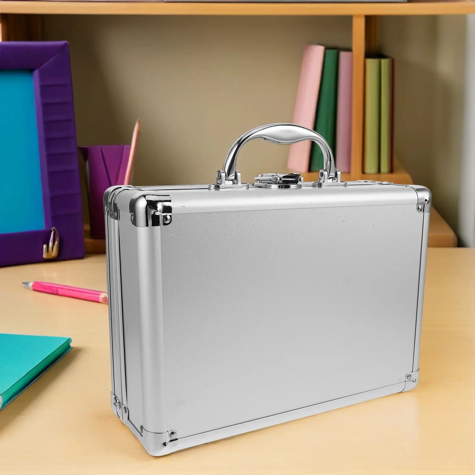 boite-de-rangement-en-alliage-d'aluminium-avec-serrure-a-cle-etui-rigide-portable-organisateur-a-deux-niveaux-avec-mousse-pour-outils-documents-microphones-appareils-photo-et-equipement