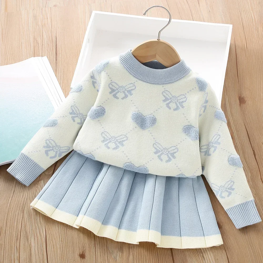 Zimowy zestaw ubrań dla dziewczynek w wieku 3-7 lat: różowy, słodki sweter z długim rękawem i spódniczka plisowana.