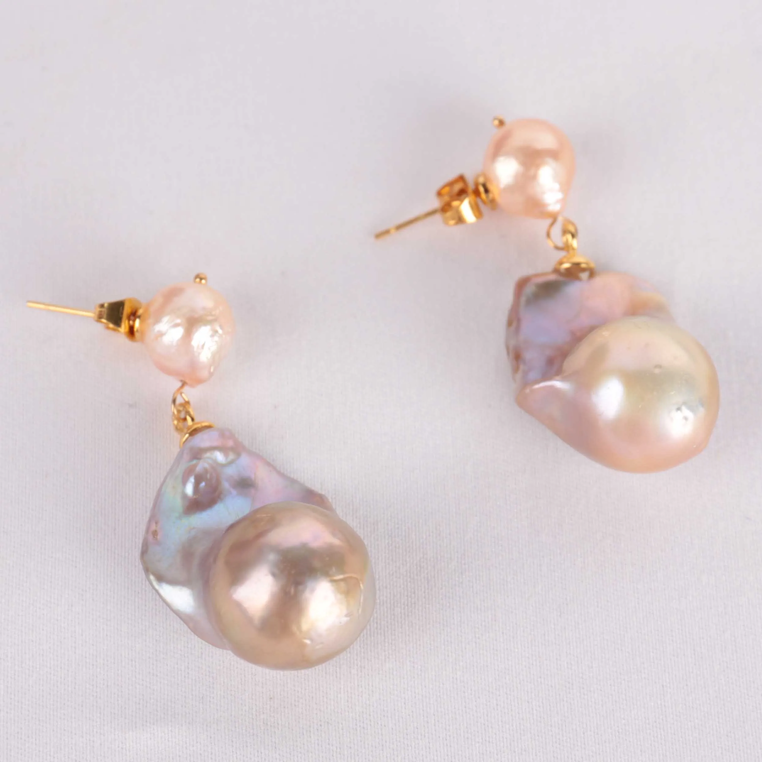 

Handmade Natural color baroque pearl Earring 18k Ear Drop Stud Dangling Gemstone Party Women