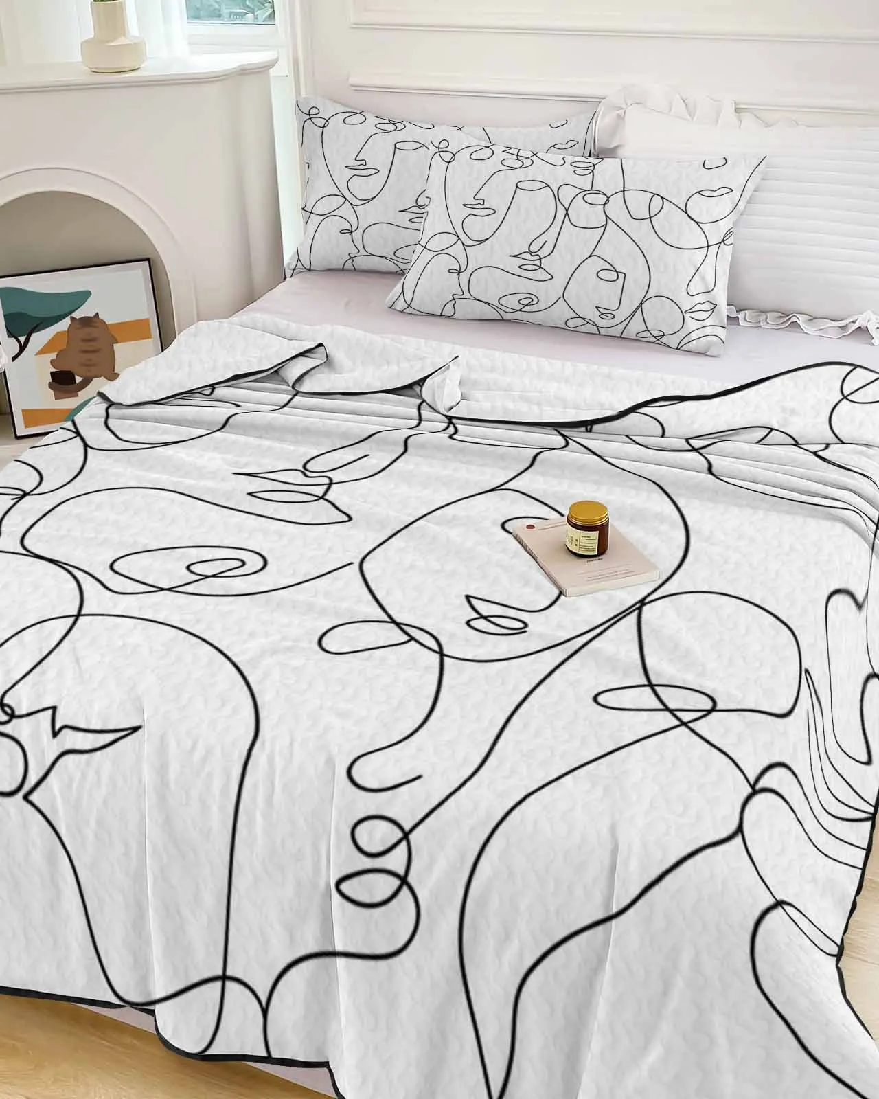 

Abstract Character Line Cooling Blankets Air Condition Comforter Lightweight Summer Quilt for Bed Breathable Soft Thin Quilt