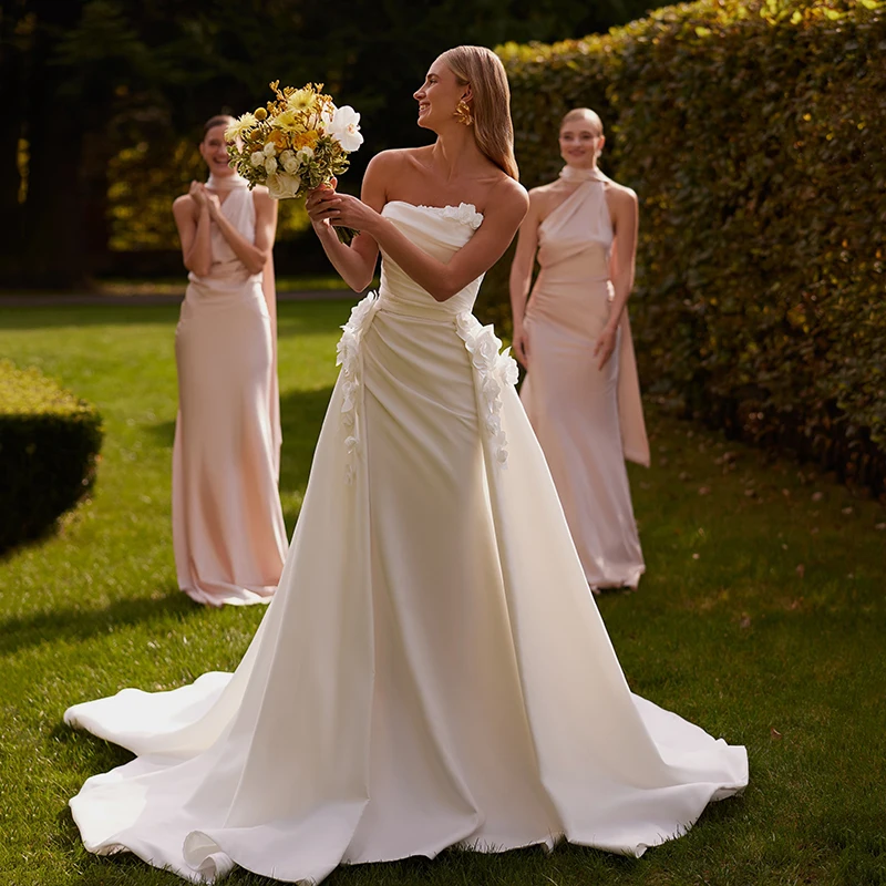 Women Mermaid Wedding Dresses Strapless Floor Length Detachable Train Bridal Dress Princess Evening Wedding Prom Gown Customized
