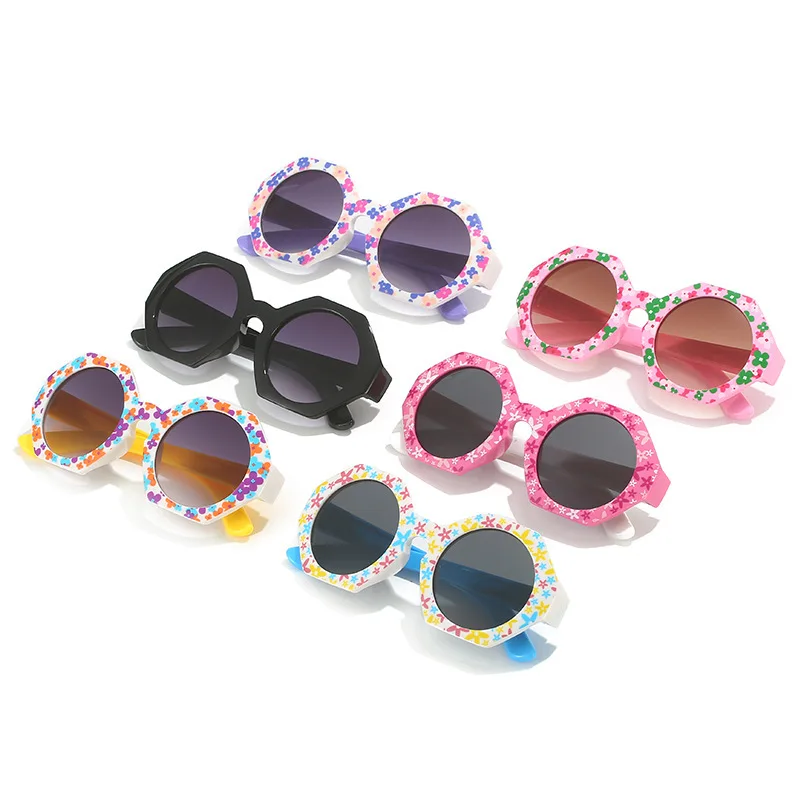 2025, neue polygonale Kinder-Mädchen, modische bedruckte süße Sonnenbrille für Sommerausflüge, Baby-Sonnenschutzbrille