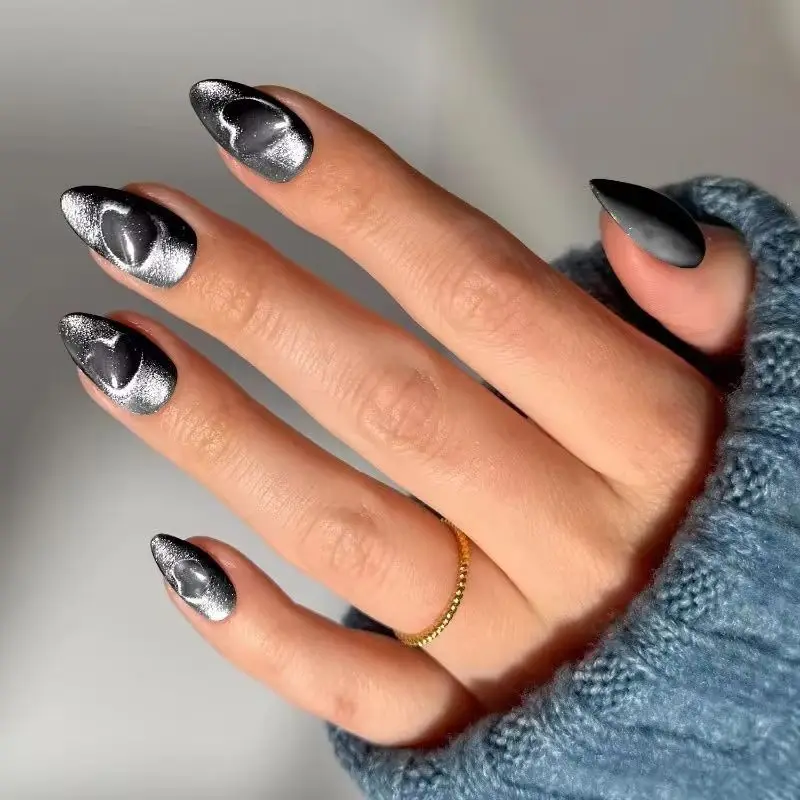 24PCS Shiny Black Heart Cat Eye French Press on Nails Simple Pure Color Almond Fake Nails for Women Trendy Nail Tips Sweet Cool