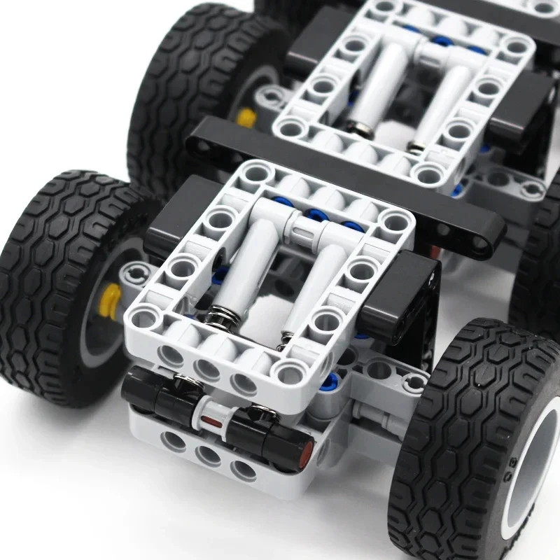 Mini-Dreiachsiges Fahrgestell 6-Rad-Anhänger-Bausatz 119 Teile MOC Technik-Bausteine Spielzeug – Detail 6
