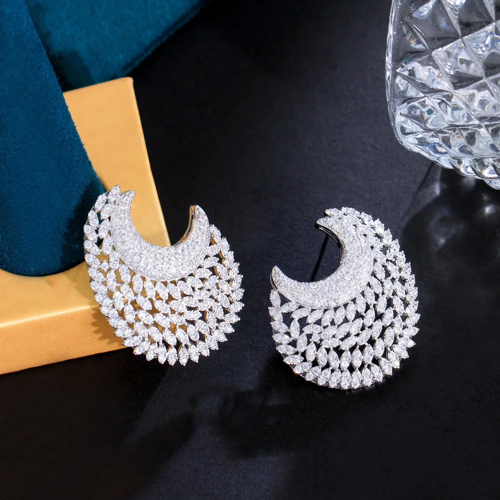 CWWZircons Glittering Half Round Moon Shape Big Cubic Zirconia Drop Party Earrings Luxury Women Wedding Banquet Jewelry CZ542