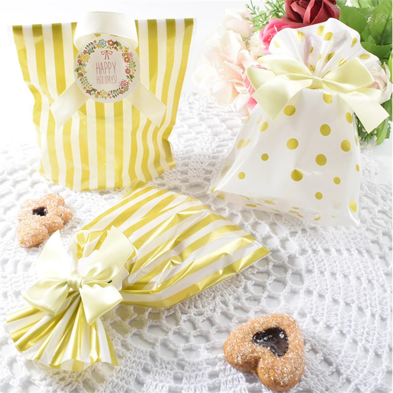 

50Pcs 14x20cm Striped Dot Printed Biscuit Bundle Pocket Candy Nougat Packaging Wedding Party Decor Gift Bags (No Ribbon)