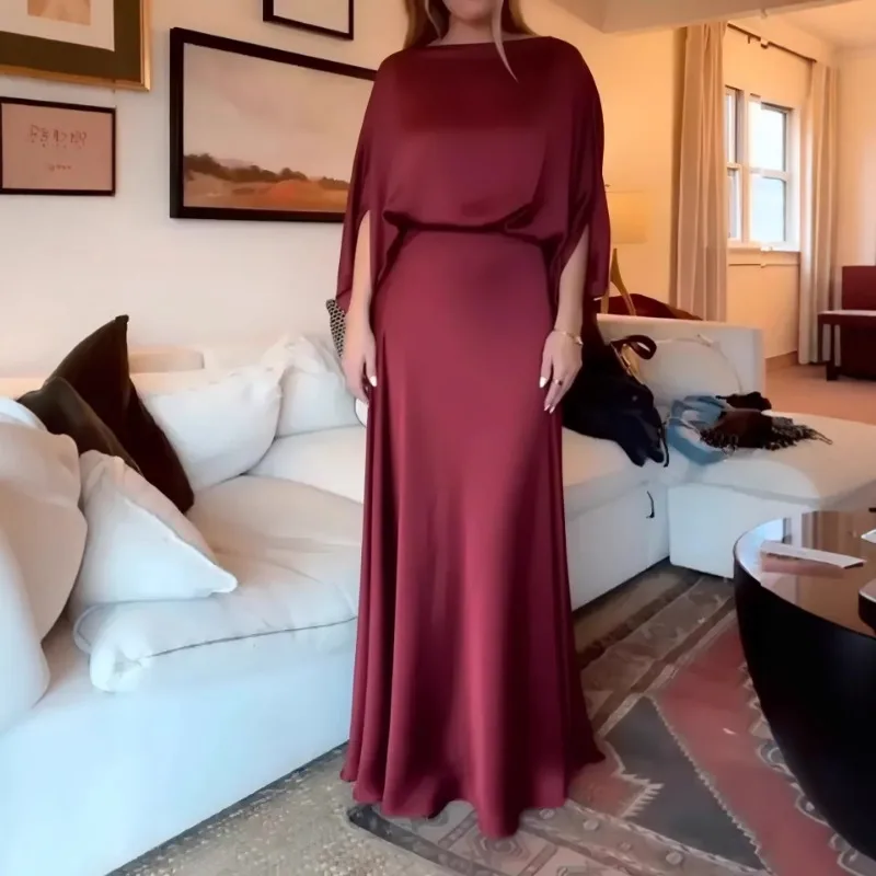 Elegantes Damen-Maxikleid aus Satin mit Bootsausschnitt und Fledermausärmeln, Locker Geschnittenes Formelles Abendkleid in Unifarbe