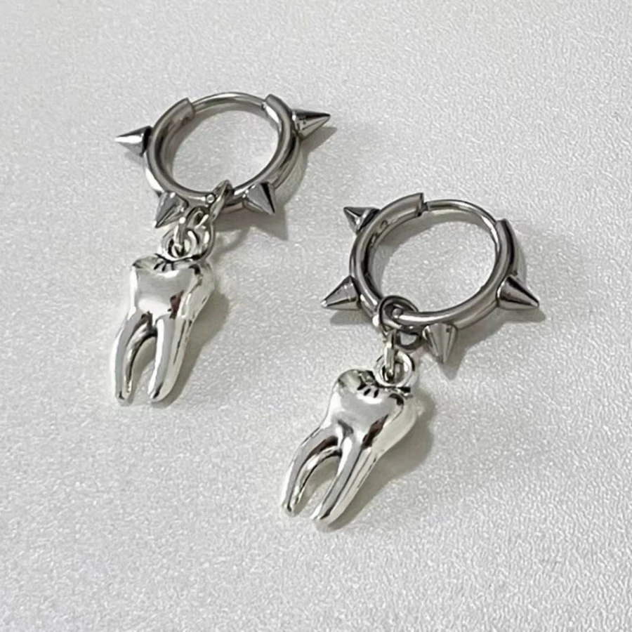 Retro Style Y2K Rivet Hoop Huggies Gothic Tooth Dangle Earrings for Women Club Party Jewelry