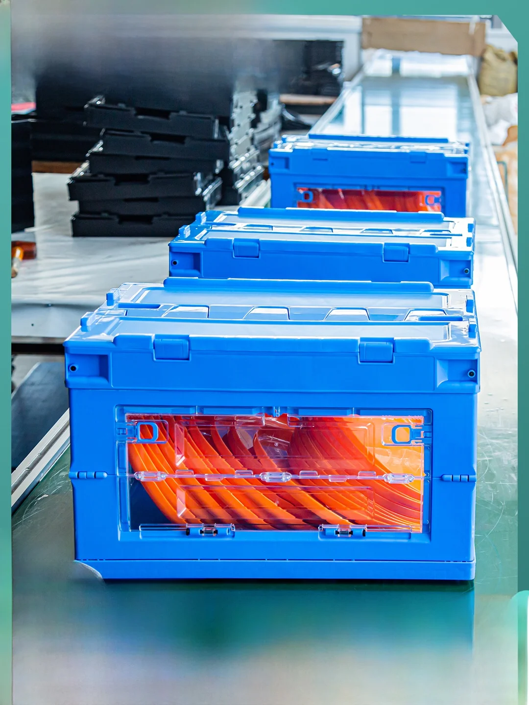 

Ultra Clear High Defn Storage Box Multi Functional Outdoor Cam Picnic Storage Case Side Opening Staable Warehouse