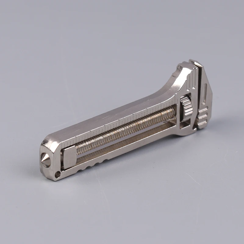 Imagem -04 - Chave de Bolso Portátil Ferramentas Multitool para Camping Outdoor Titanium Alloy Abridor de Garrafas Compact 1pc