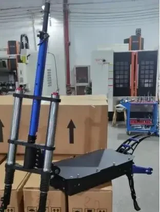 Acessórios de scooter elétrico de venda quente com pneus de 10/11 polegadas quadro de scooter elétrico