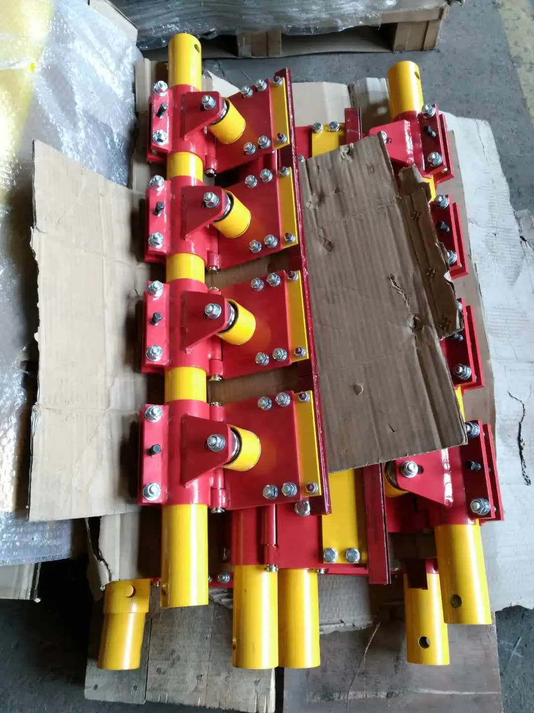 مكنسة سبائك حزام نقل المواد السائبة مع صلابة عالية ومكشطة من النوع المنفصل