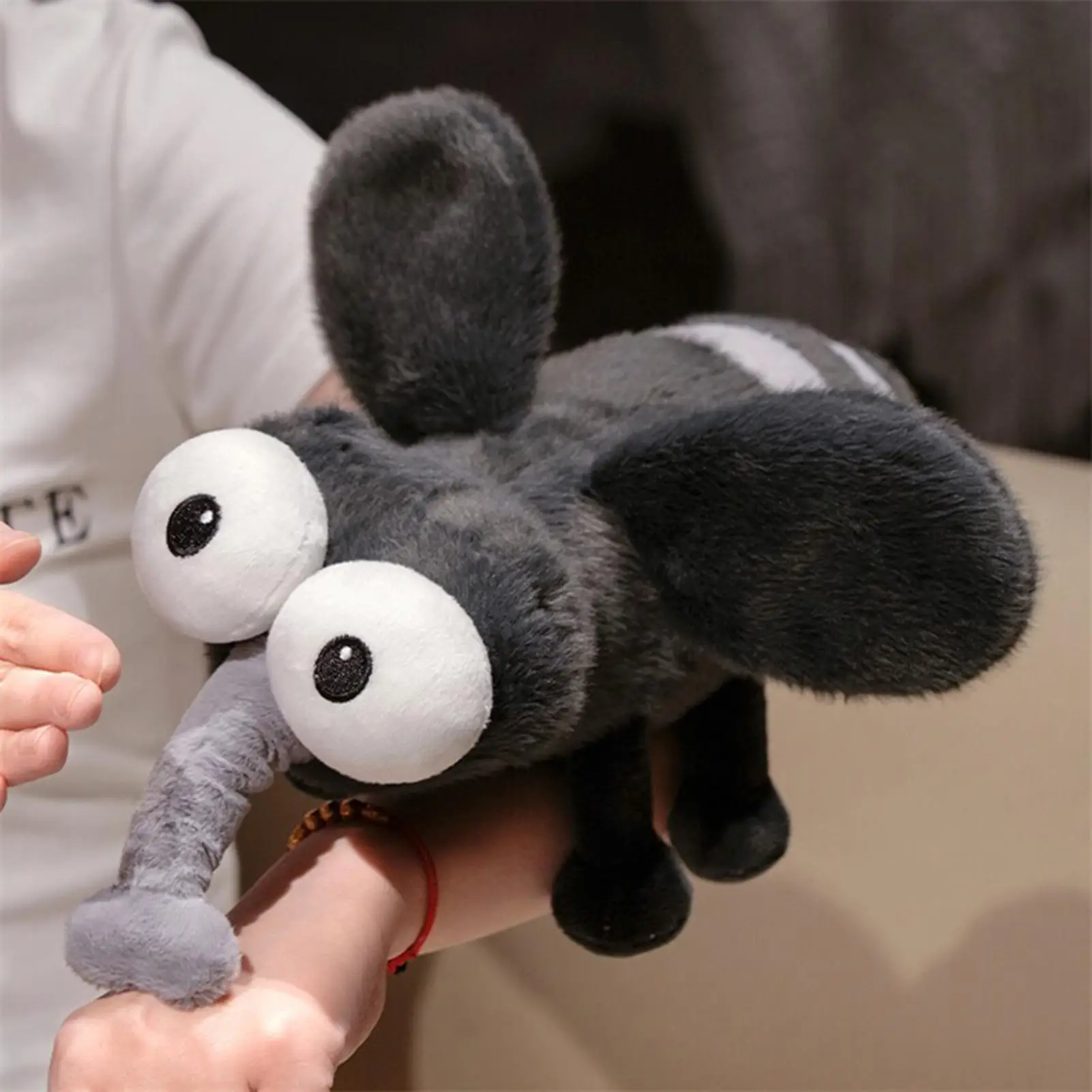 Stuffed Animal Realistic Exaggerated Figurine Decoration Fly Shape Animal Plush Figure For Boys Teens Friends Kids Sofa Bed