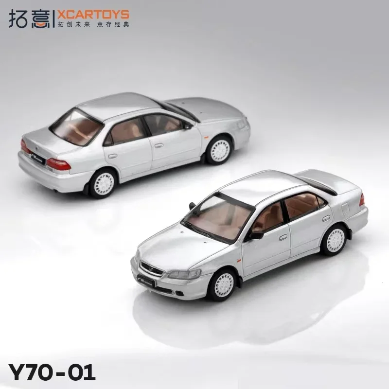 

XCartoys 1:64 Accord Gen.6 Модель автомобиля из серебряного сплава