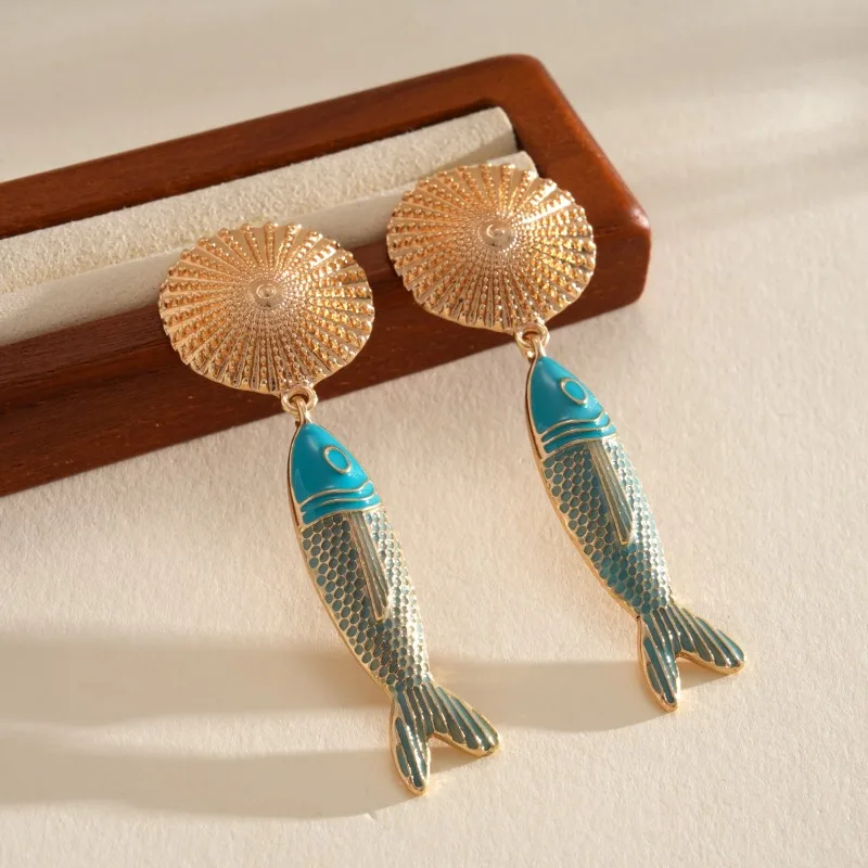 Blue Enamel Fish Drop Earrings for Women Ocean Theme Gold Color Cap Pendant Earrings Bohomian Vacation Fashion Jewelry Gifts K