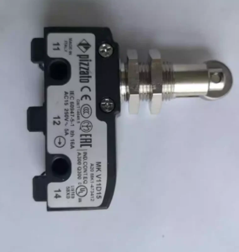 

Новый оригинальный микропереключатель pizzato MK V11D15