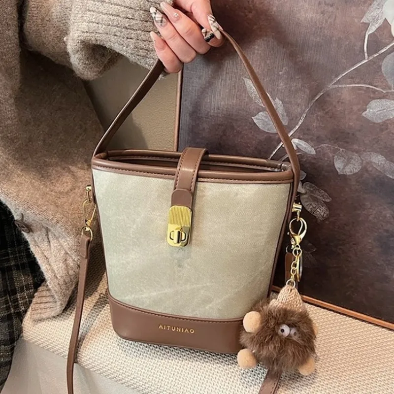 

Haute Couture Designer Diaper Bag For Women Elegant Leather Tote Stylish Crossbody Bag Parisian Fashion