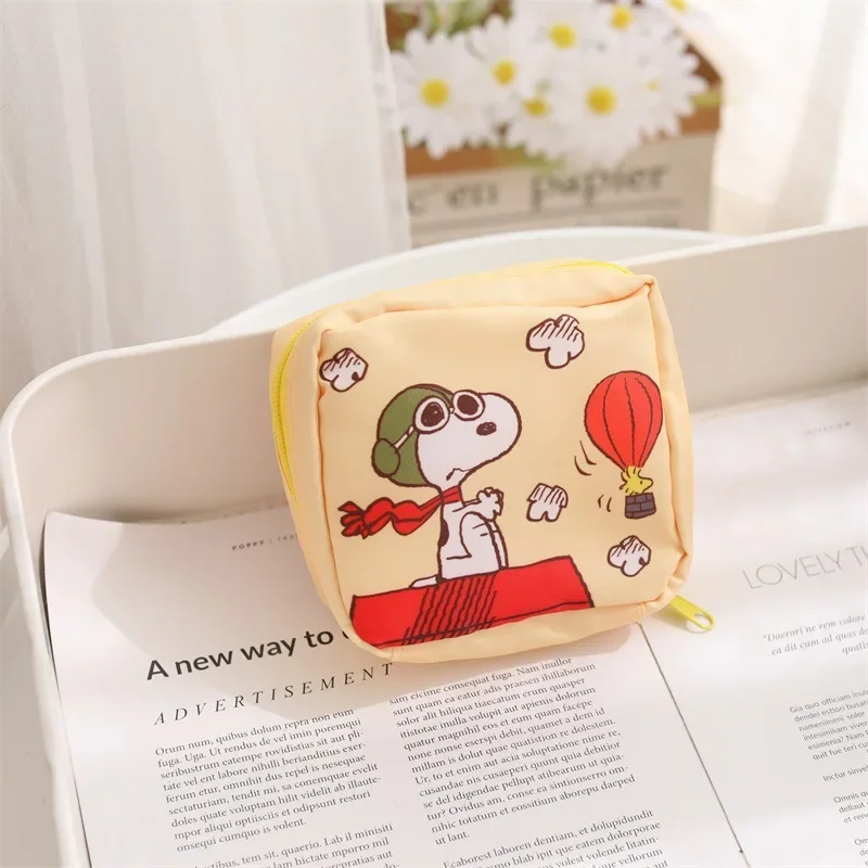 Snoopy Cartoon Saco De Armazenamento Para Mulheres, Bolsa De Almofada Sanitária, Sacos Cosméticos De Guardanapo, Saco De Maquiagem Feminina, Meninas