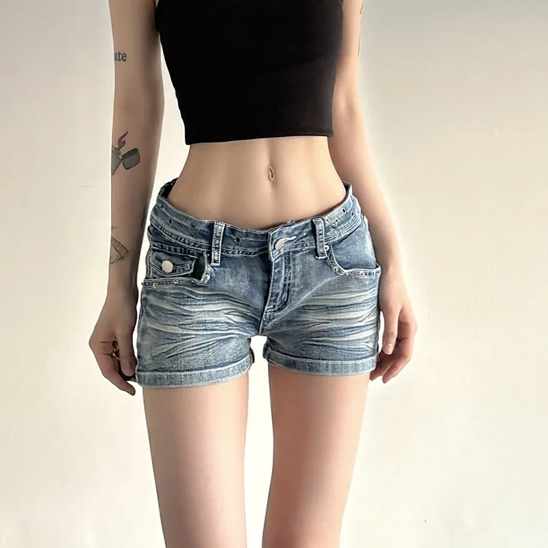 

Ins features washed water to make old steam eye decoration jeans street Millennium spice girls sexy basic shorts