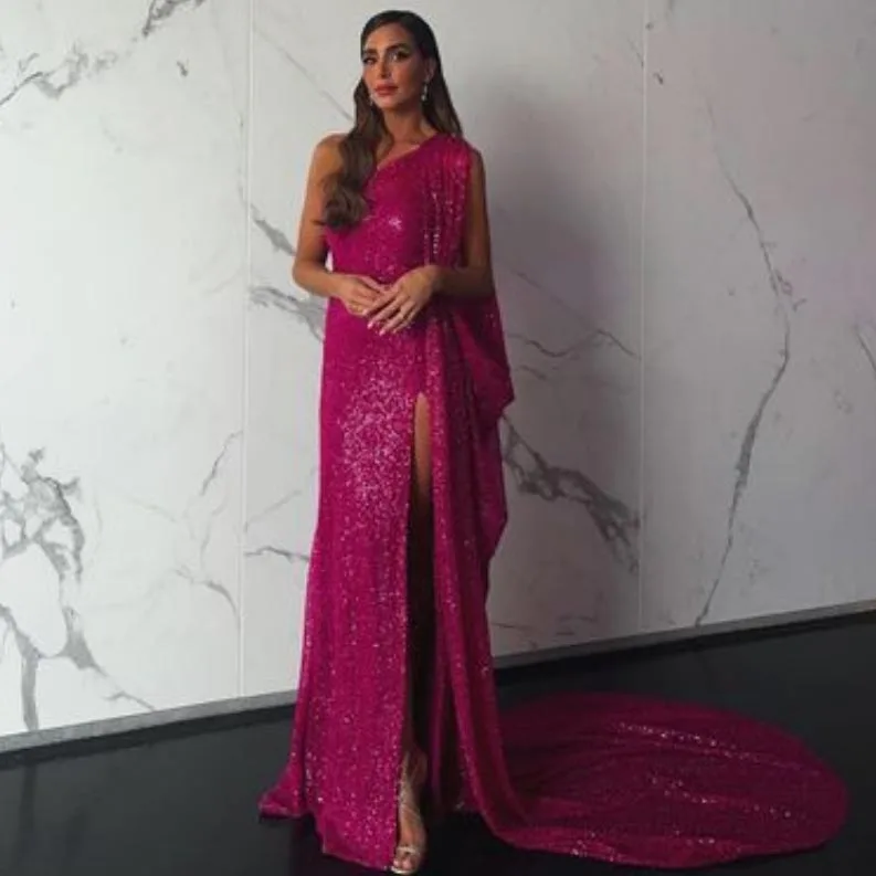 

One Shoulder Fuchsia Woman Clothing Floor Length Evening Dresses For Women Sparkly Prom Dress With High Slit Strapless Customize