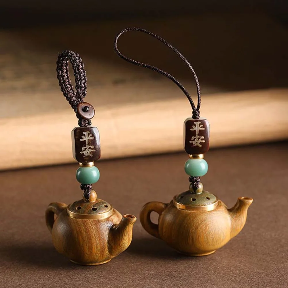 

Green Sandalwood Little Teapot Keychain Auspicious Carved Teapot Pendant Creative Woven Rope Phone Chain