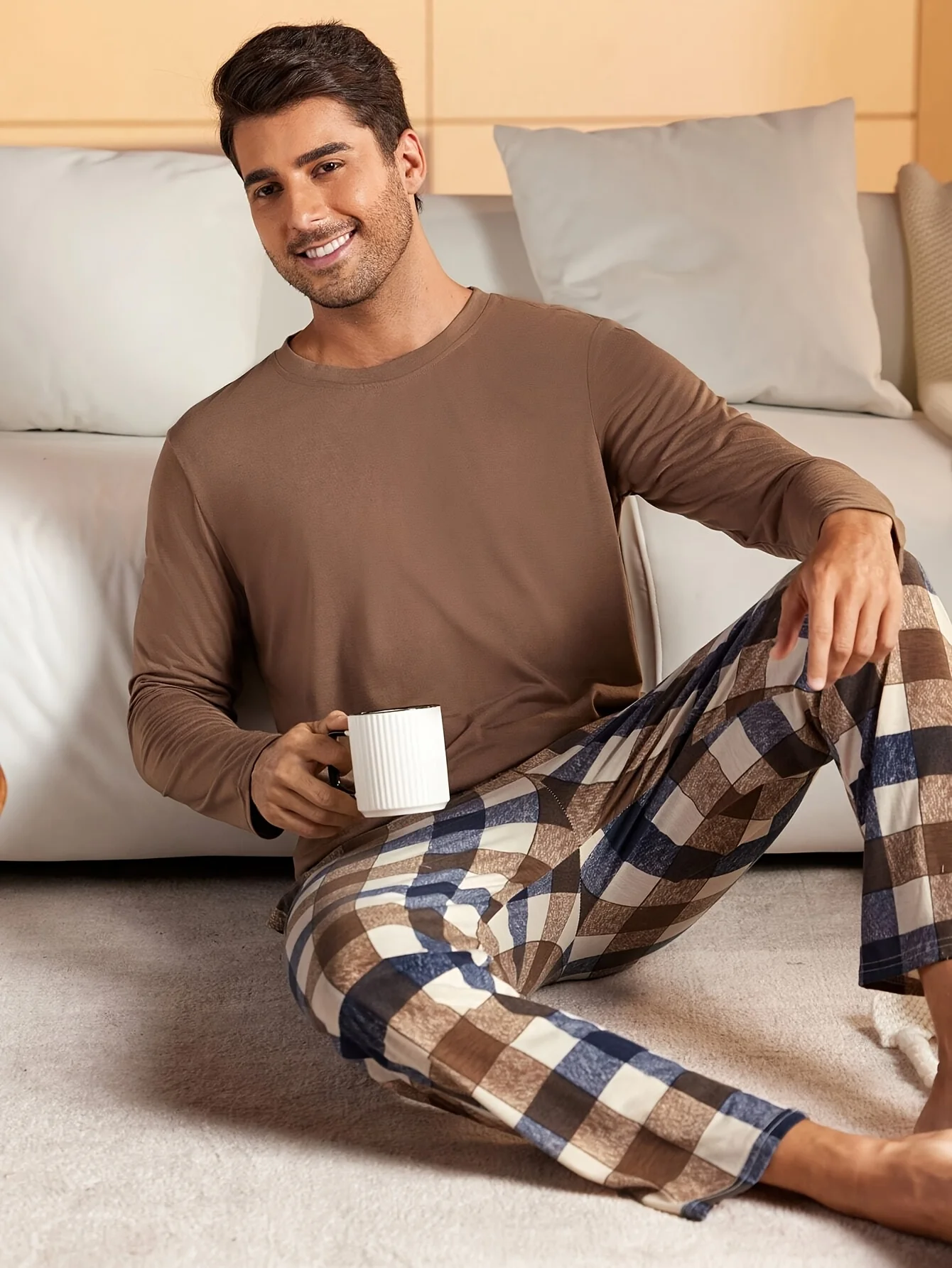 

Men's 2-Piece Basic Pajamas - Solid Crew Neck Long-Sleeve Shirt & Plaid Print Pants