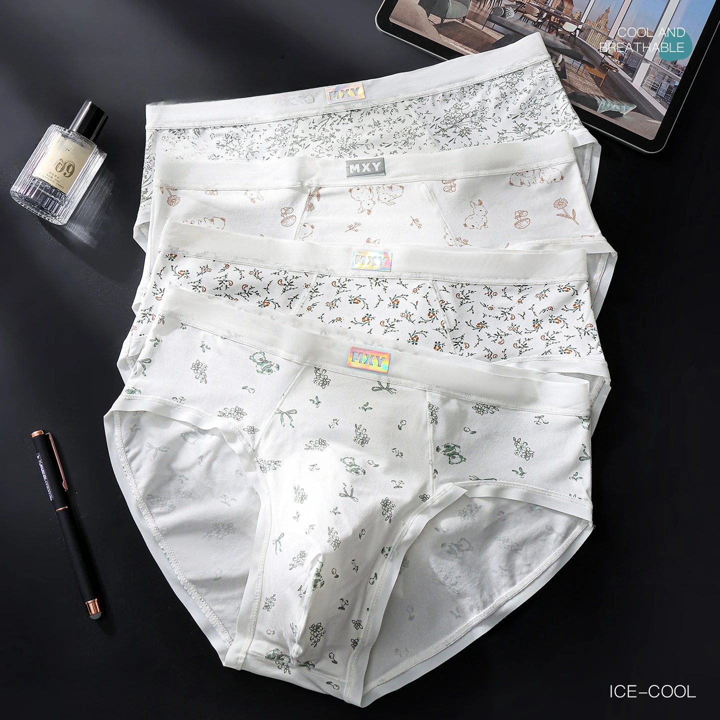 Ice Silk Cartoon Print Seamless Men's Briefs Mid Waist Soft Breathable Comfortable Male Underwear Thin Traceless Cute Briefs