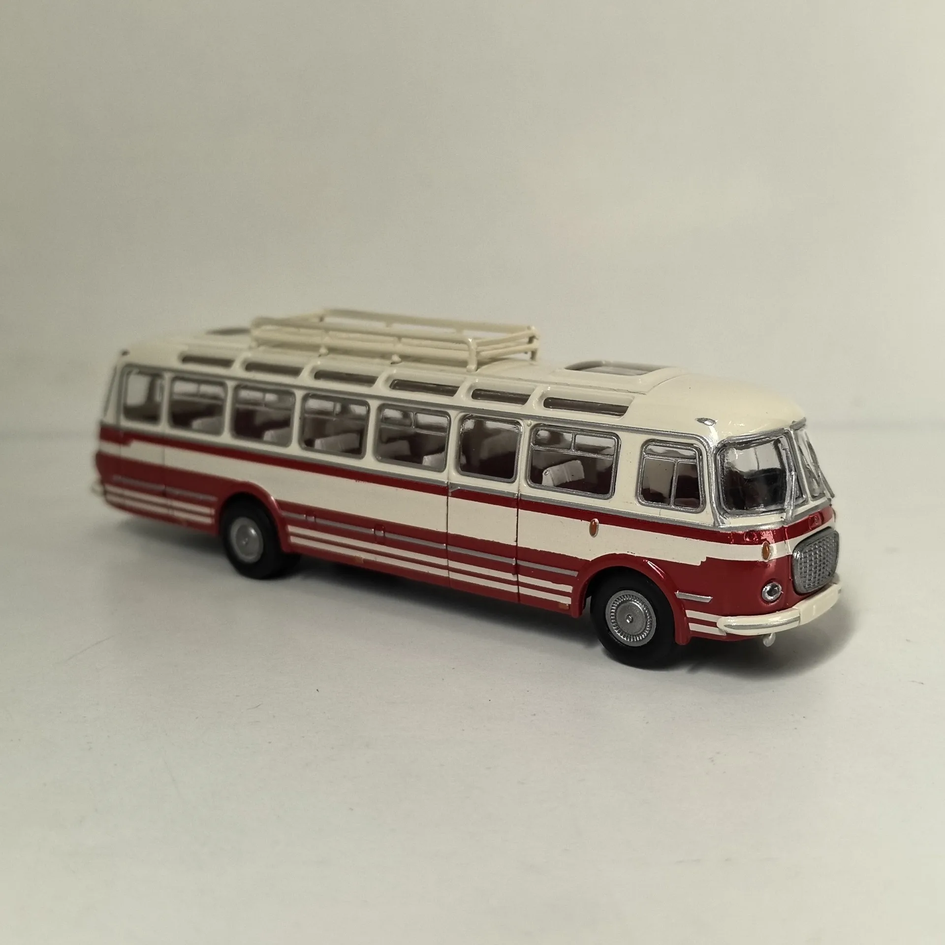 BREKINA HO 1/87 Scal SKODA 706 RTO JELCZ 043 Bus with Rearview Mirror Accessory Kit Plastics Car Model view 5