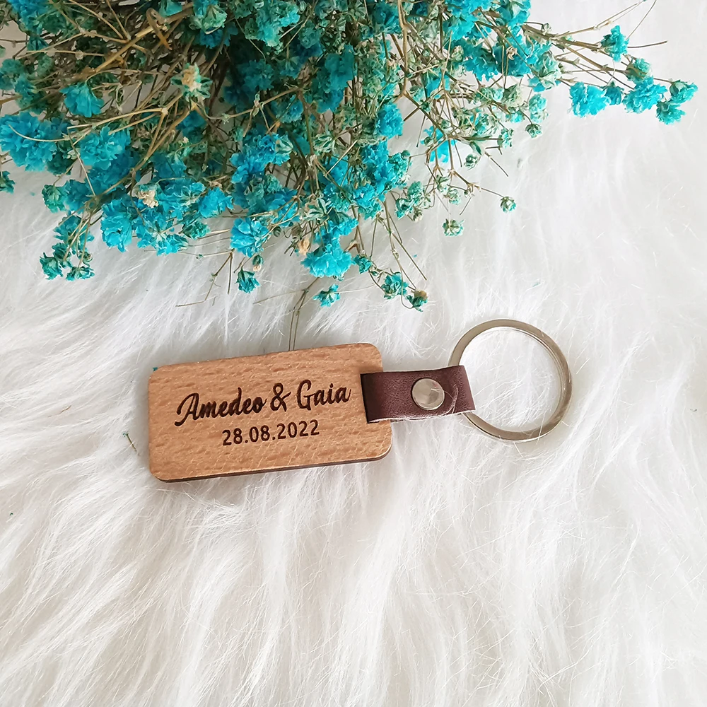 

Personalized Leather Buckle Wooden Key Chain, Custom Souvenir,Wedding Memorial Gift, Birthday Party, Company Annual Meeting Gift