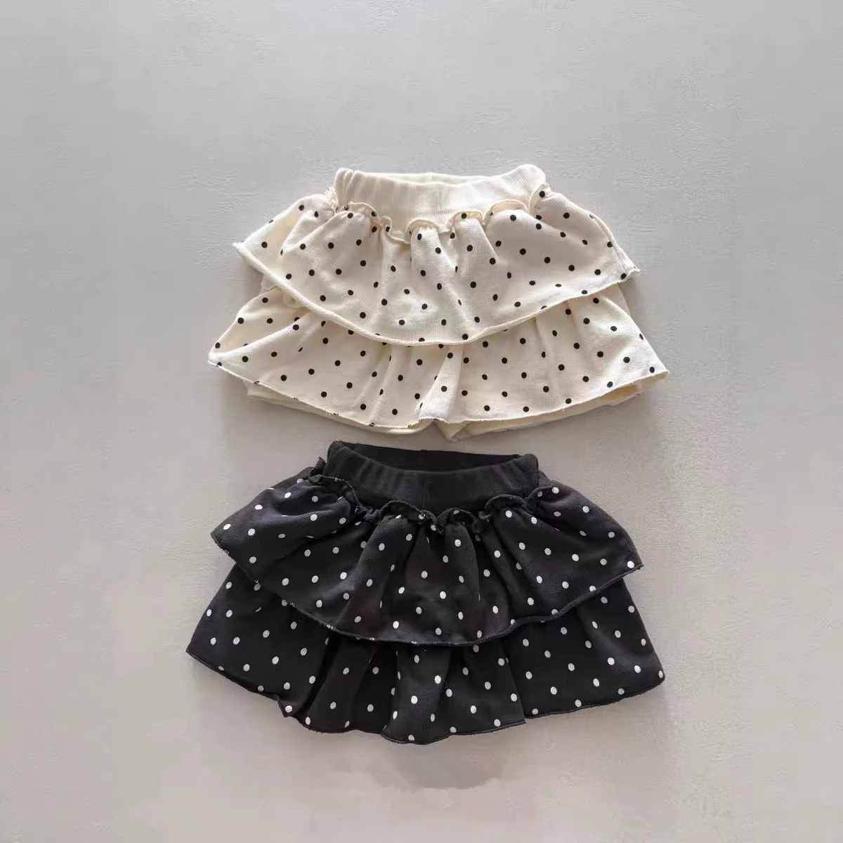 

2026 Summer New Baby Girl Dot Shorts Skirts Cotton Children Casual Shorts Cute Girls Tiered Skirt Infant Culottes Kids Clothes