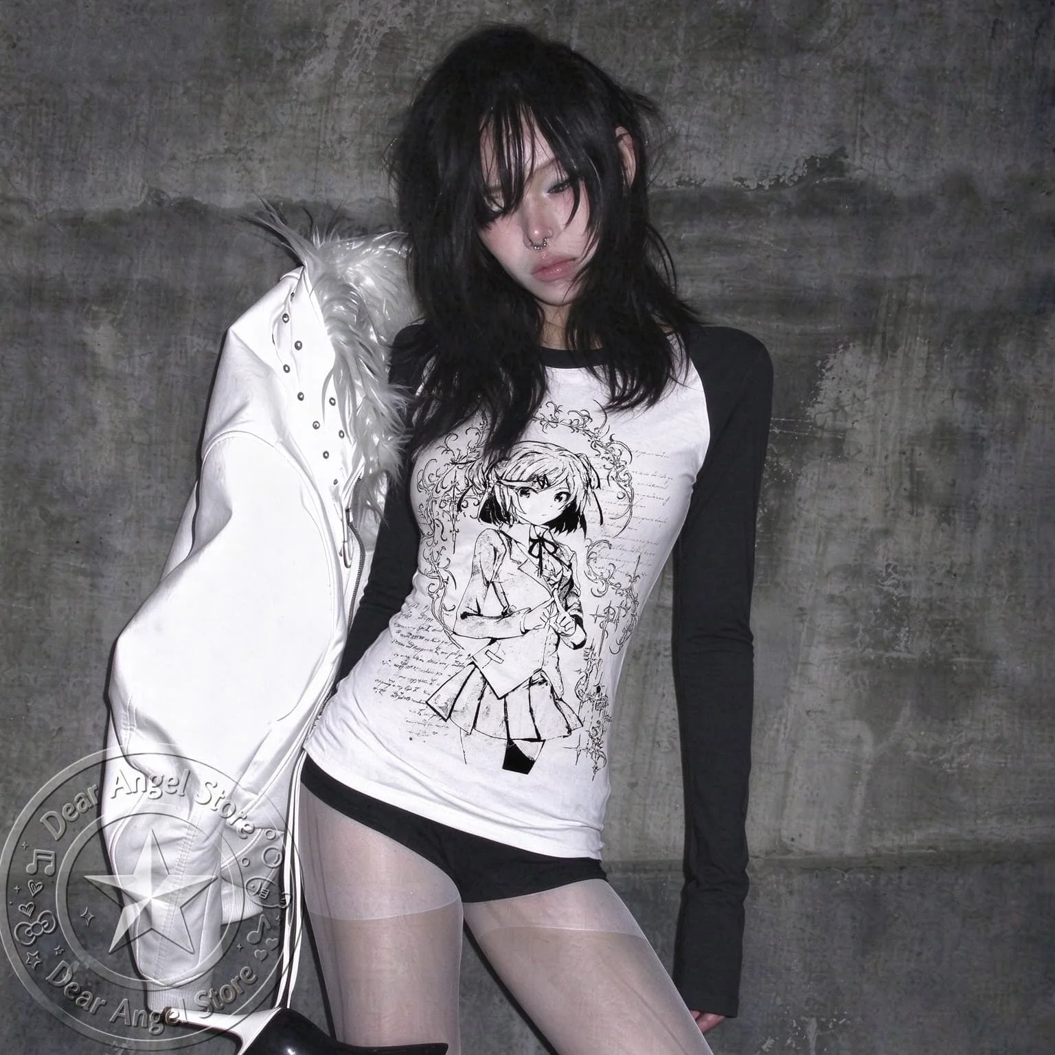 Women Top Y2k Clothing Female Anime Girl 2000s Clothes Y2k Tops Shoujo Girl Style Gothic Anime Sketch Girl Print Long Sleeve Tee