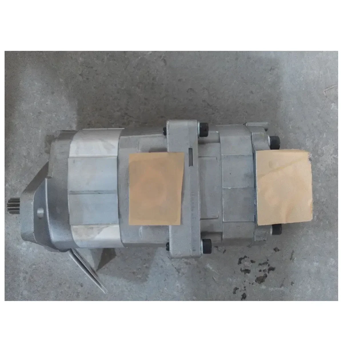 

Гидравлический насос 705-51-12090 подходит для колесного бульдозера Komatsu WD600-6