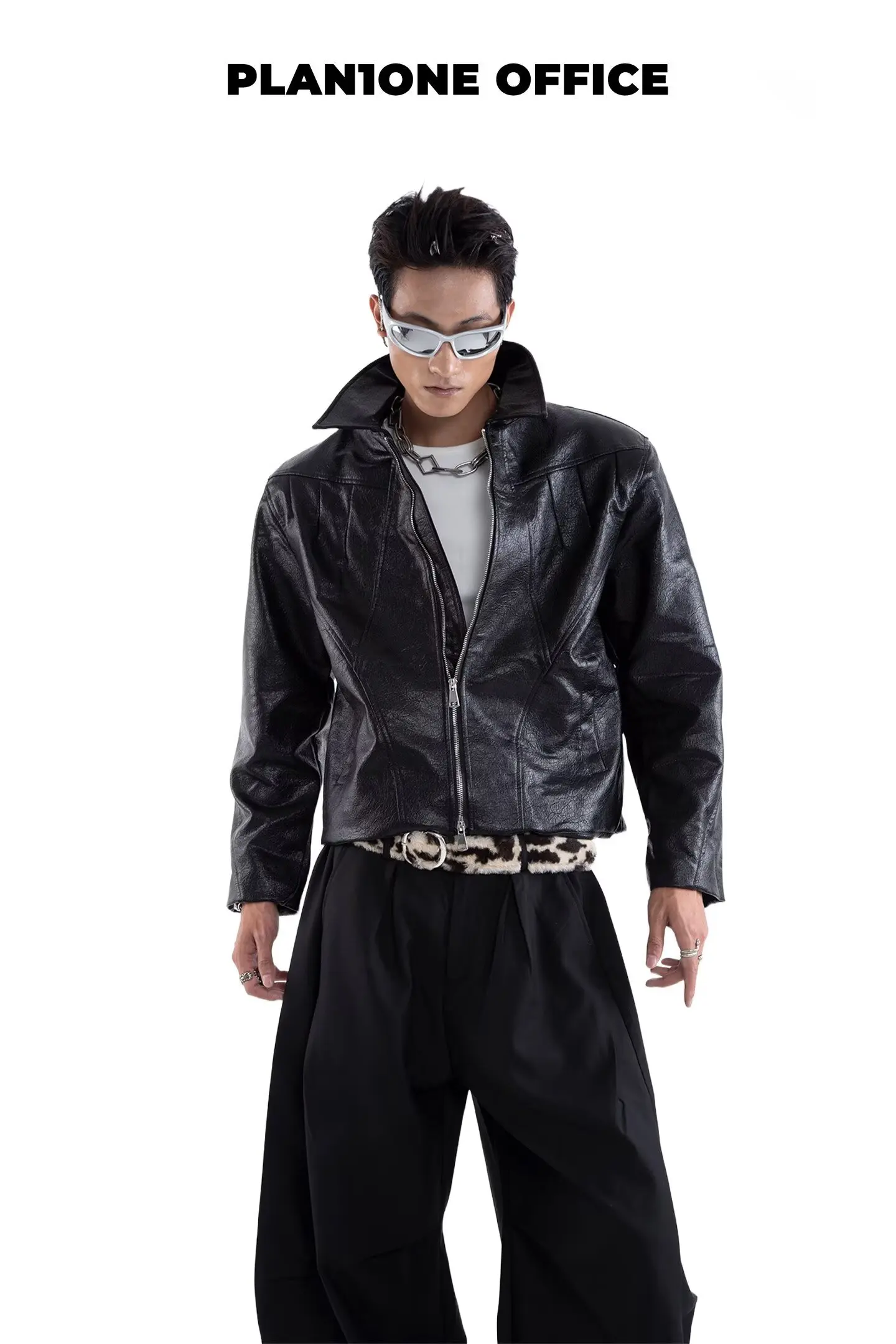 Men's Black Glossy Leather Flight Coat Black Soft Pu Leather Jacket Men with Shoulder Pads Luxury Designer Warm Coat