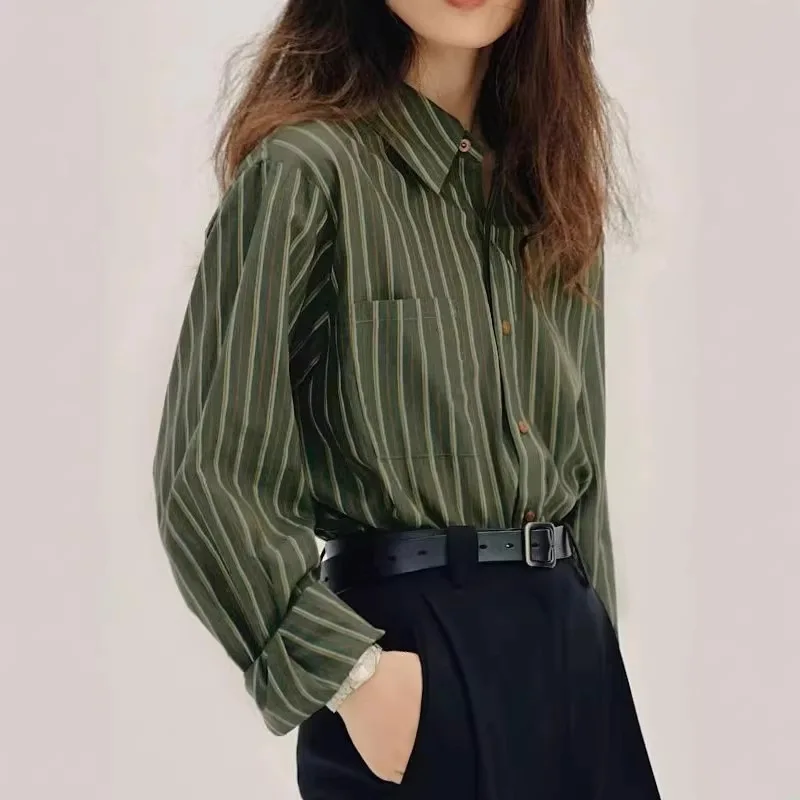 

Retro Hong Kong Style Women's Shirt Spring 2026 New French Style Casual Commute Versatile Top Long Sleeve Green Stripes