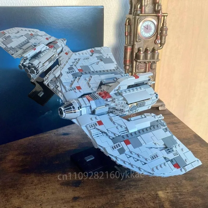 

Конструктор MOC Star Battle Series с подставкой: Космический корабль Ahsoka T-6, DIY, креативная сборка, кирпичики, игрушка для детей, подарок