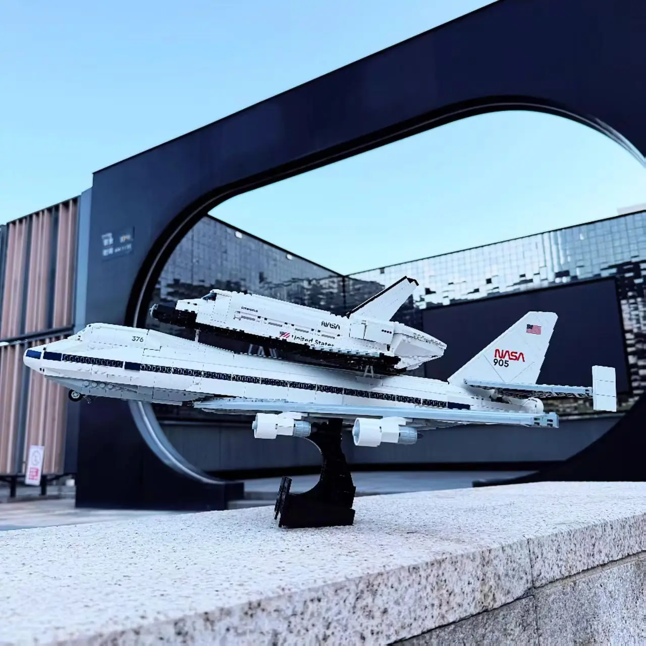 2025-nouveaux-produits-2417-pieces-navette-spatiale-avion-de-transport-boeing-747-modele-10360-cadeau-blocs-de-construction-jouet-pour-enfants