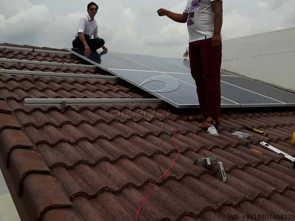 Solar Tile Pitched Roof Anodized Aluminium Solar Rail Panel Mounting System with Stainless Steel Hooks