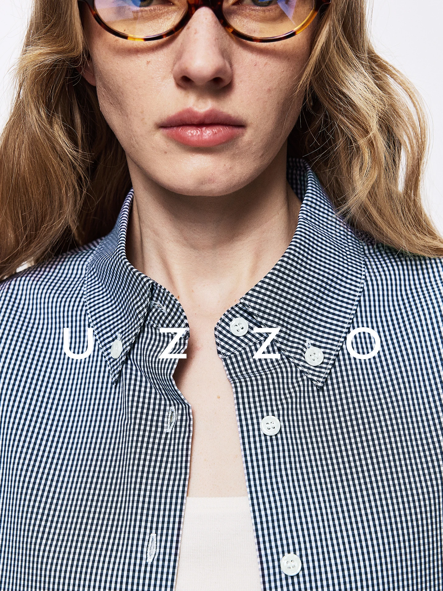 

UZZO Modern Outrageous Skin-friendly Cotton Weave Loose Classic Plaid Minimalist Versatile Women's Collar Shirt Daily Wear