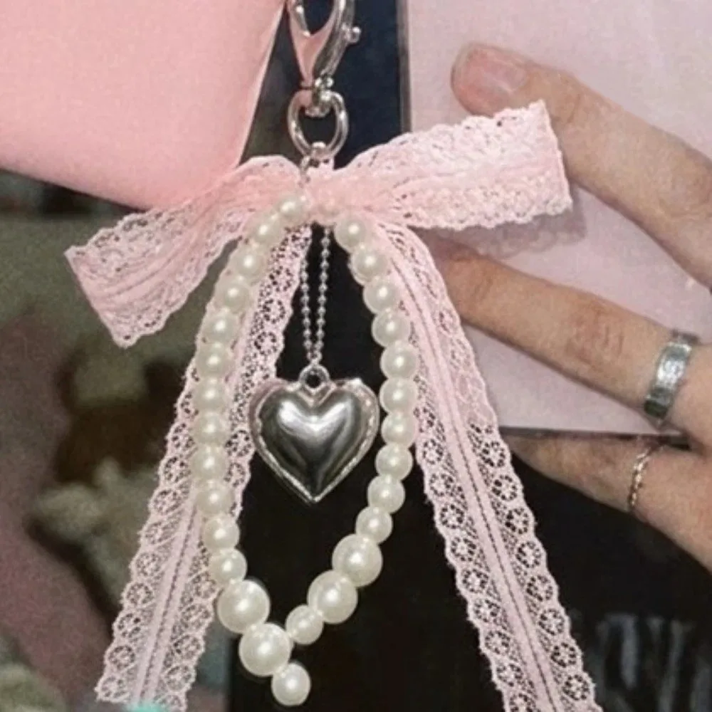 Einfacher Schleifenanhänger aus Legierung, Spitze, Kunststoffperle, Schlüsselanhänger, weiße geflochtene Kette, hängender Schlüsselring, Auto – Detail 6