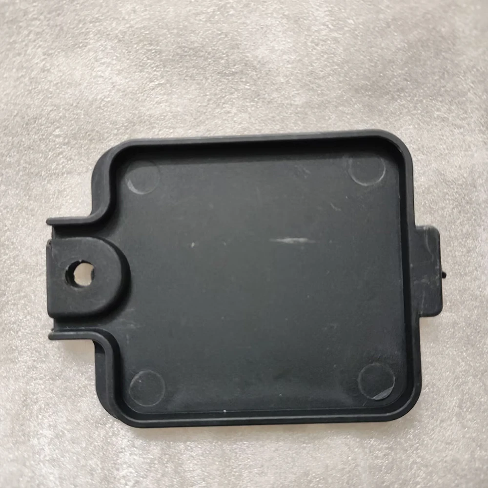 TMAX 500 Footpeg Cover Cap Footboard Panel Fairing for Yamaha T-MAX500 2001 2002 03 2004 2005 2006 2007 TMAX500 Foot Pedal Plate