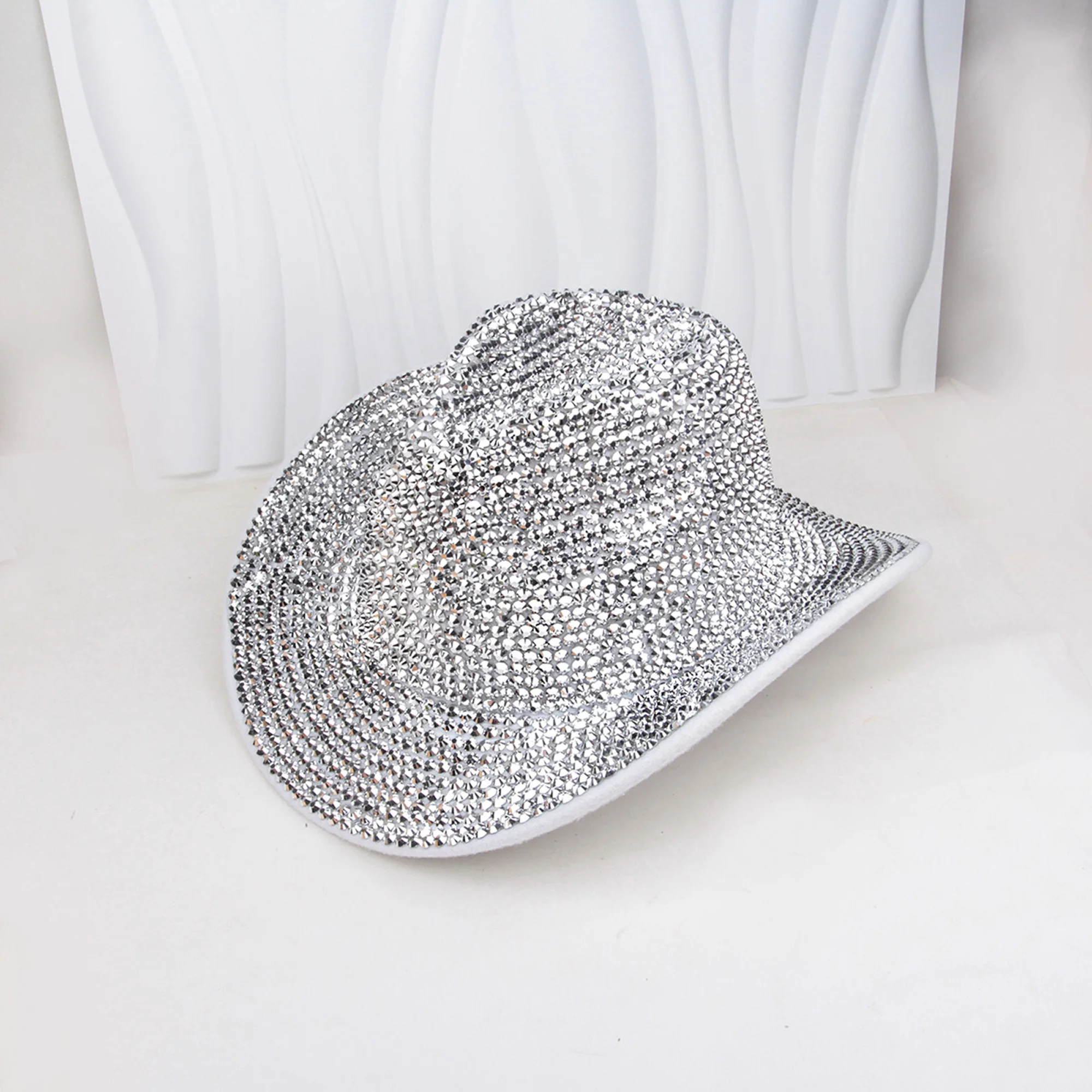 

Sparkling Sequin Cowboy Hat for Adults Shiny Wide Brim Western Cap Stylish Fedoras for Concerts Rodeo Performance
