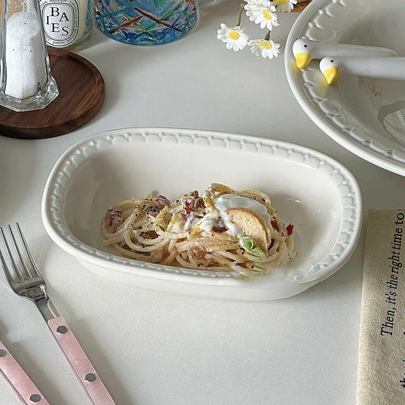 

White Ceramic Embossed Fruit Salad Deep Dish Solid Colour Baked Rice Plate Household Simple Pasta Disc Tableware